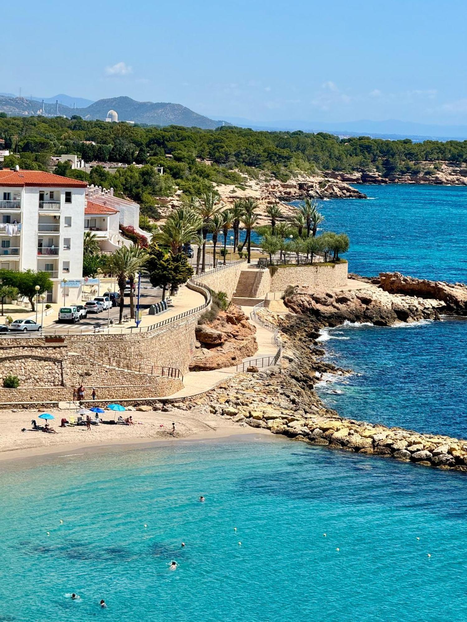 Charming Sea Front 3 Bedroom Apartment - Incredible Views! L'Ametlla de Mar Exterior photo